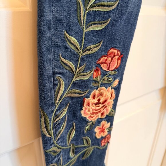 Driftwood Embroidered Skinny Jeans – Size 30/28 - Picture 5 of 11
